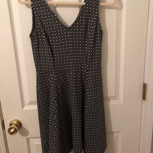 Short black and white dress